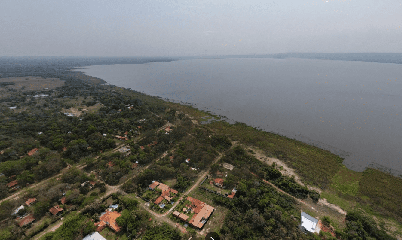 Areguá: arquitectura entre parcelaciones urbanas y el paisaje del lago Ypacaraí